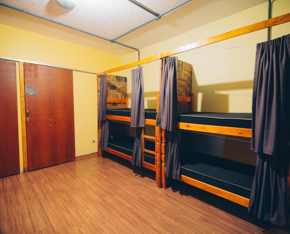 Brazilian Cult Hostel Curitiba Kültér fotó